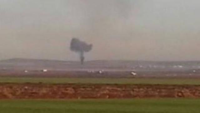 Un avion de vânătoare sirian a fost doborât. Pilotul a fost ucis