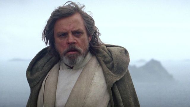 Mark Hamill revine în rolul Luke Skywalker după 34 de ani, cu o schimbare neașteptată