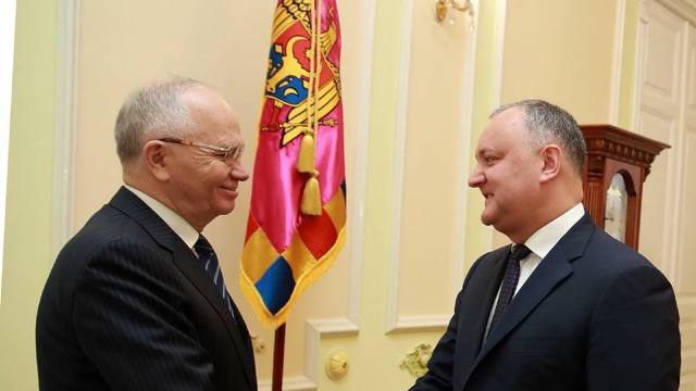 Până la sfârșitul anului 2017, Igor Dodon pleacă încă o dată la Moscova, pentru a se întâlni cu Putin