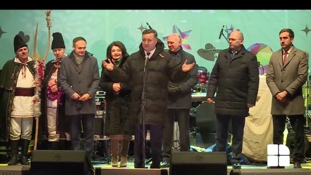 Concert la Nisporeni: Vlad Plahotniuc, lăudat de premier, speaker și reprezentanții autorităților locale (Revista presei)