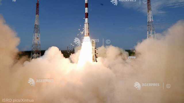 India va lansa în ianuarie 31 de sateliți în cadrul unei singure misiuni
