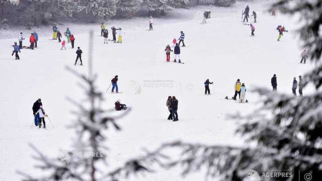 Cetățenii R.Moldova, printre primii turiști care au ajuns la munte în România de Crăciunul pe stil vechi