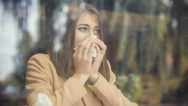 Virusul gripal crește considerabil riscul de moarte subită