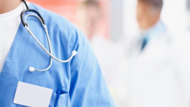 Salariile medicilor vor fi majorate cu 4,1%, începând cu 1 aprilie 