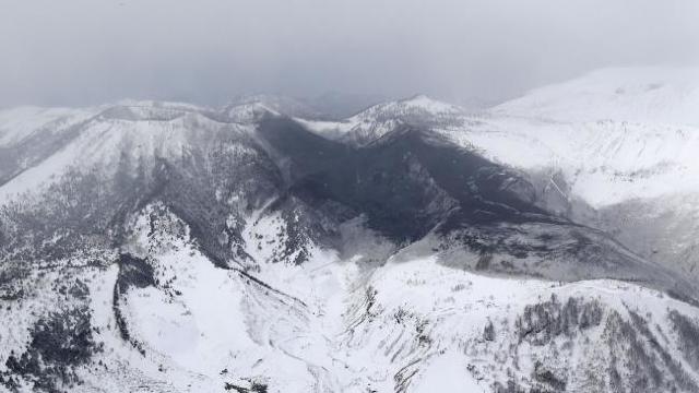 Un vulcan din Japonia a erupt, provocând rănirea mai multor persoane