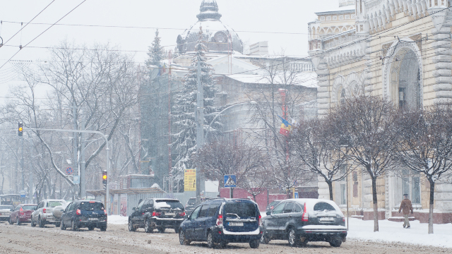 METEO | Vremea se încălzește în următoarele zile. Rămâne însă în vigoare COD GALBEN de avertizare hidrologică