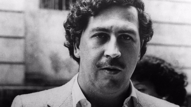 Foști agenți CIA caută submarinele baronului drogurilor Pablo Escobar