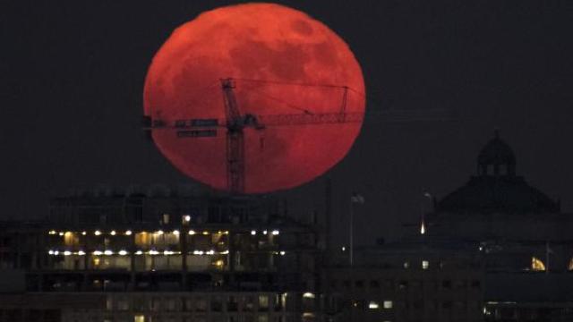 Eveniment astronomic rar | Super Luna albastră sângerie va putea fi admirată pe 31 ianuarie