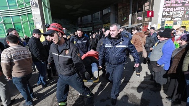 Georgia | O bucată din tavanul unei stații de metrou din Tbilisi s-a prăbușit (FOTO)