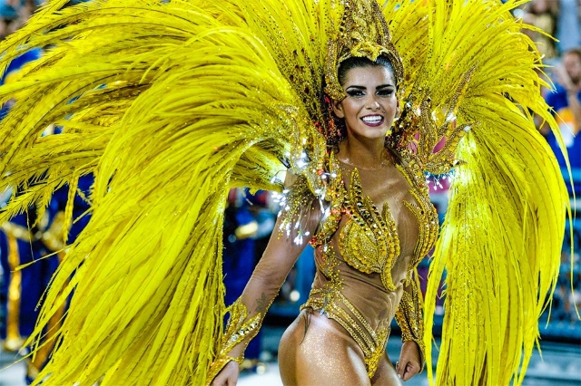 DOCUMENTAR | Carnavalul de la Rio – parada tradițiilor, plăcerilor, ispitelor…