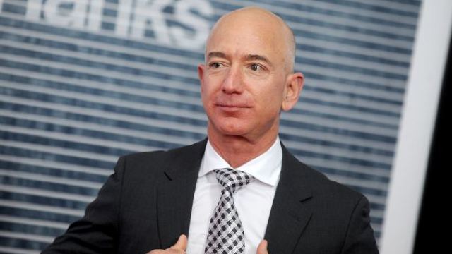 Amazon le oferă angajaților 5.000 de dolari pentru a demisiona