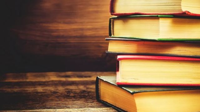 Guvernul va colecta cărți pentru școlile românești din stânga Nistrului