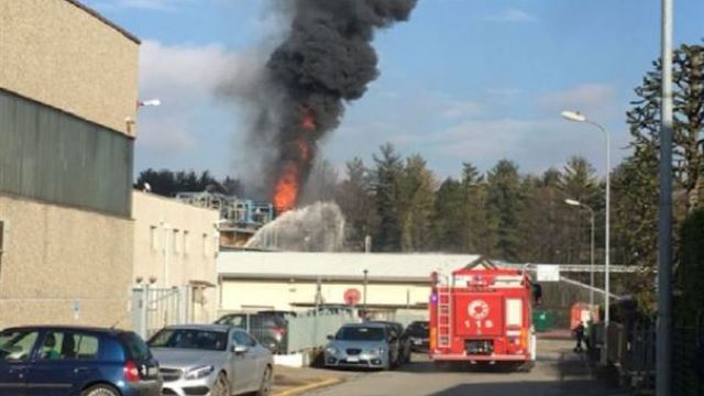 FOTO/VIDEO | EXPLOZIE într-o uzină chimică în apropiere de Milano: Zeci de răniți, trei în stare gravă