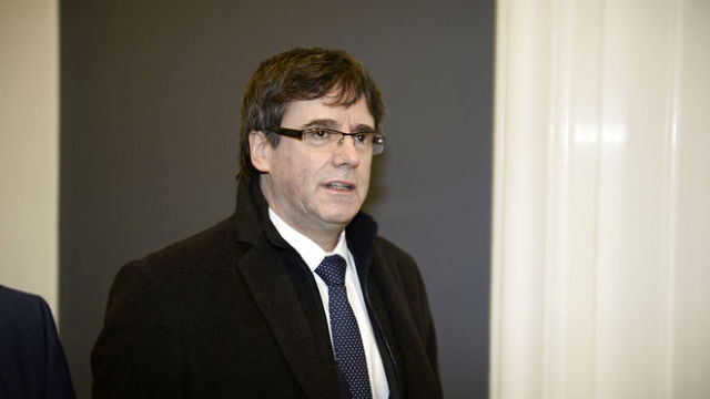 LE VIF | Grupul lui Puigdemont dorește să schimbe legea pentru a-l învesti la distanță