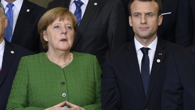 Macron și Merkel vor discuta cu Putin, astăzi, despre aplicarea armistițiului în Siria