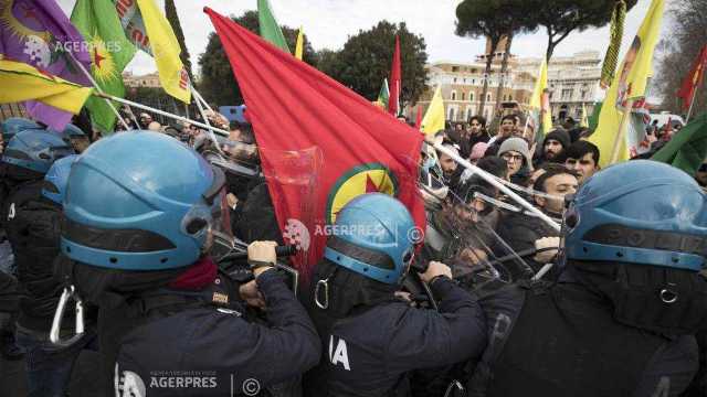 Poliția italiană a oprit un protest anti-Erdogan la Roma după confruntări cu protestatarii