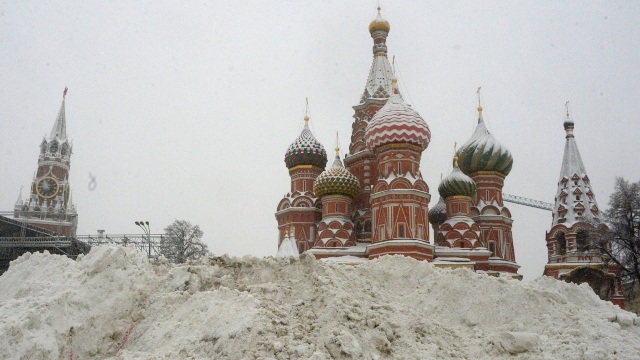 FOTO | În Moscova s-a înregistrat cel mai înalt nivel de zăpadă de când au început să se facă înregistrări