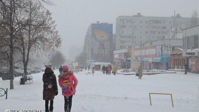 Codul privind condițiile meteorologice severe, extins în Ucraina