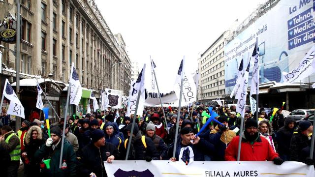Câteva mii de sindicaliști din poliție și penitenciare au protestat la București, nemulțumiți de condițiile de lucru și de salarizare