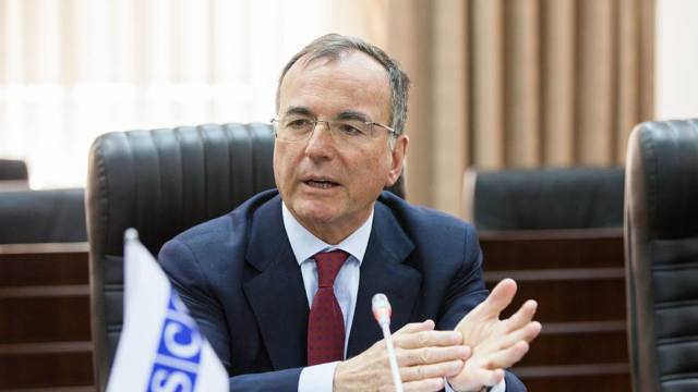 Franco Frattini: Pacificatorii ruși din Transnistria trebuie să-și continue misiunea, iar munițiile trebue să fie retrase