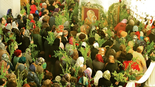 Creștinii ortodocși sărbătoresc duminică Floriile