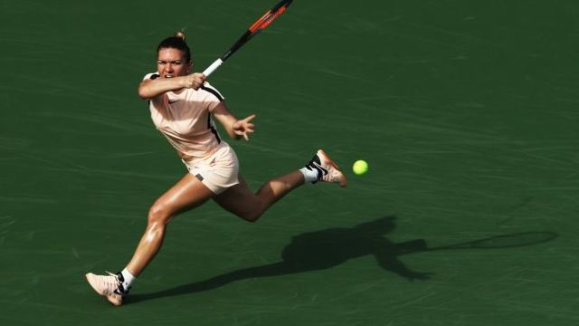 Simona Halep a învins-o pe pe croata Petra Martici și s-a calificat în semifinale la Indian Wells 