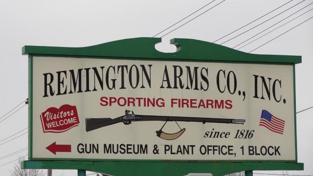 Cel mai vechi producător de arme de foc din SUA a intrat în procedură de faliment