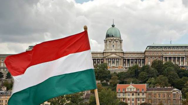 Membri noului Guvern al Ungariei au depus jurământul în Parlament
