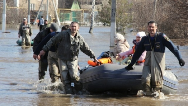 Aproape 100 de localități din Rusia, afectate de inundații, potrivit Ministerului pentru Situații de Urgență de la Moscova