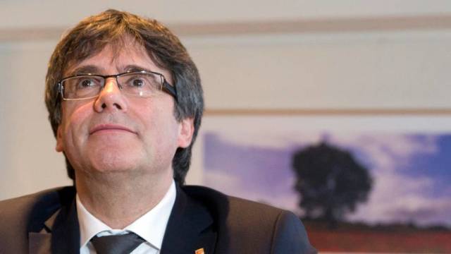 O instanță judiciară din Germania a decis eliberarea pe cauțiune a lui Carles Puigdemont