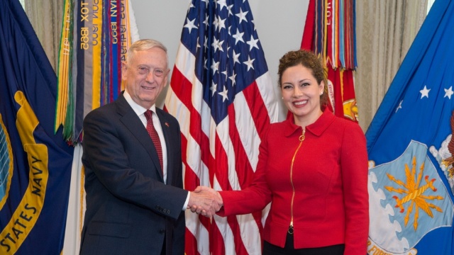 Albania se oferă să găzduiască o bază militară americană