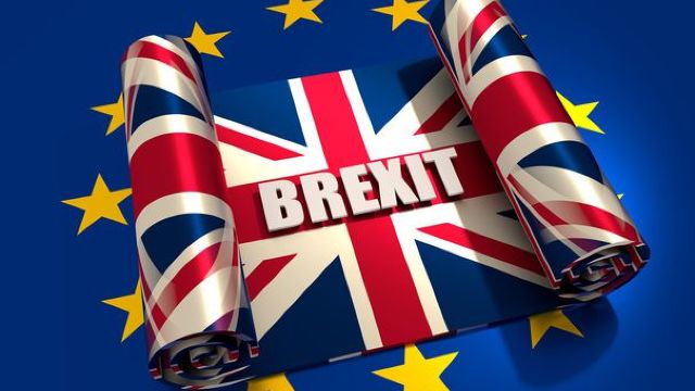 Personalități publice, politicieni și grupuri pro-UE au lansat o campanie pentru organizarea unui vot popular privind Brexit