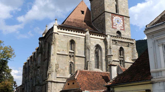 DOCUMENTAR: Biserica Neagră din Brașov, cel mai mare lăcaș de cult în stil gotic din sud-estul Europei
