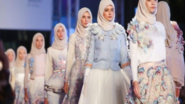 Prima „Fashion Week” în Arabia Saudită … numai pentru femei