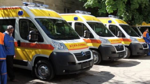 Zece ambulanțe noi au ajuns în țară și sunt gata să fie repartizate la punctele medicale
