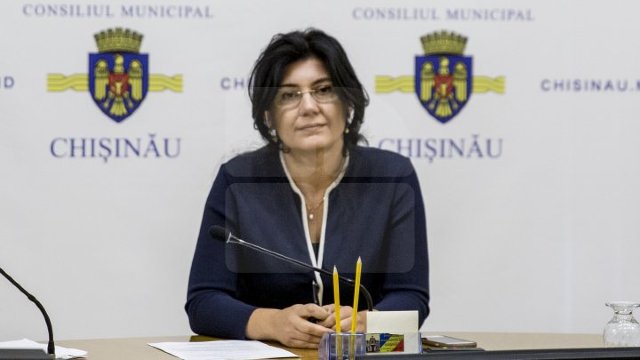 Silvia Radu a depus actele la CEC pentru cursa electorală la Primăria Chișinău