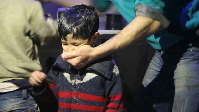 Războiul sirian | Cel puțin 70 de morți într-un presupus atac cu gaz toxic