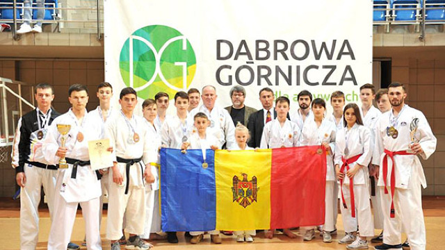 Aur, argint și blonz pentru R.Moldova la Europenele de karate shotokan