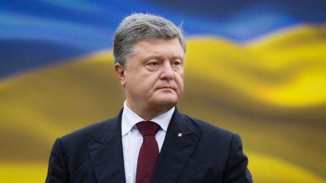 Petro Poroșenko cere Parlamentului de la Kiev să susțină înființarea bisericii ortodoxe ucrainene autocefale