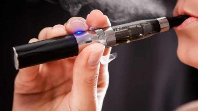 Țigara electronică a devenit un real pericol pentru sănătate, avertizează OMS