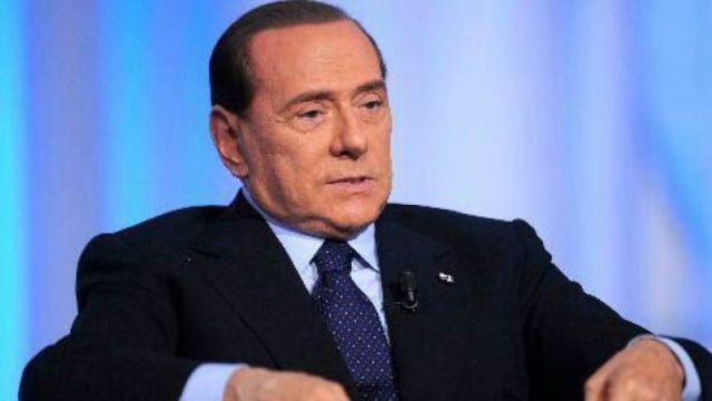 Un fost lider mafiot din Sicilia, condamnat la o sentință pe viață pentru o campanie de atentate cu bombă, susține că s-a întâlnit cu Berlusconi