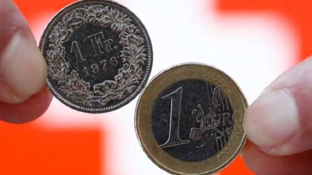 Moneda euro a crescut rapid față de francul elvețian