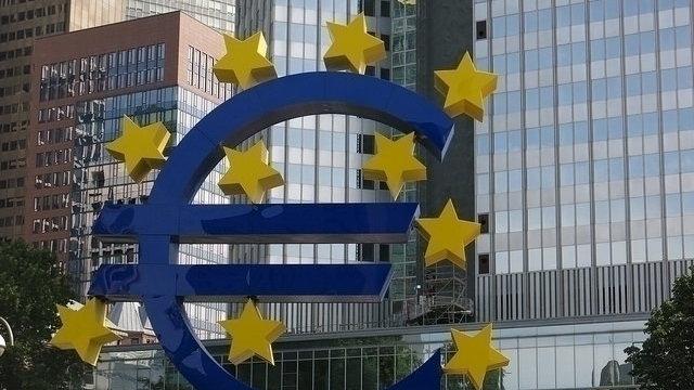  Niciunul din cele șapte state care s-au angajat să adopte euro nu îndeplinește toate condițiile