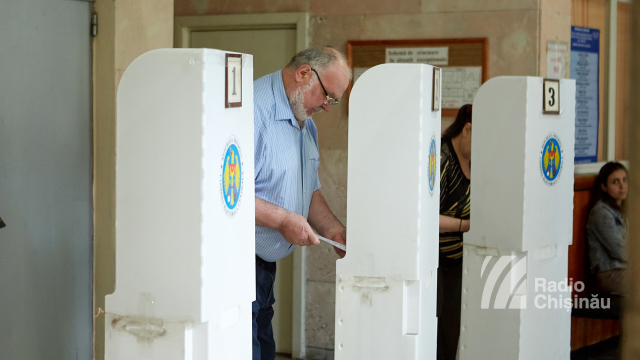Alegeri locale | PREZENȚA, date FINALE: 35 la sută dintre alegători s-au prezentat la vot, la Chișinău și Bălți, până la 21.00