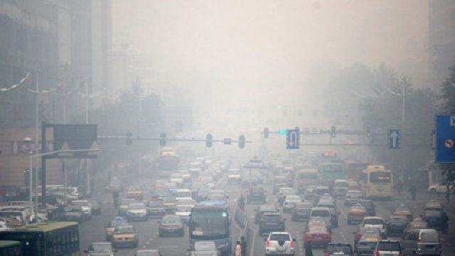 STUDIU OMS | 9 din 10 oameni de pe glob respiră aer poluat, iar majoritatea capitalelor din Europa sunt poluate