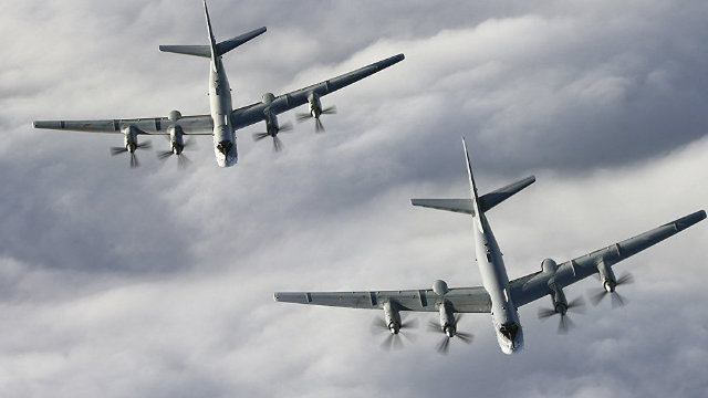 Două aeronave rusești au fost interceptate de avioane de luptă americane în apropiere de Alaska