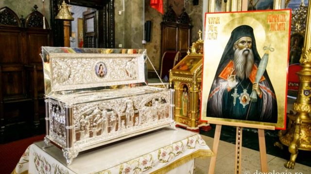 Sfințenia Mitropolitului Iosif Naniescu a fost proclamată în localitatea Răzălăi din Sângerei