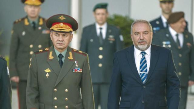 Ministrul apărării din Israel efectuează o vizită în Rusia
