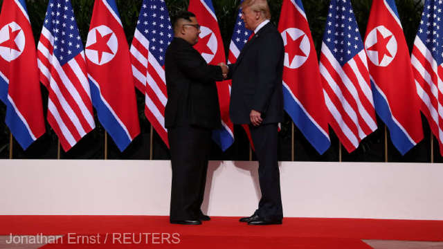Întâlnire istorică unu-la-unu între președinții Donald Trump și Kim Jong-Un. Ce au declarat cei doi lideri