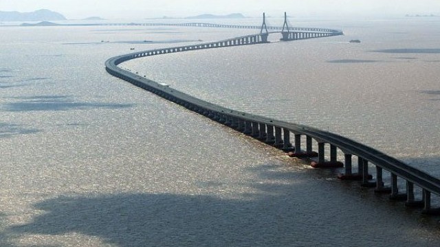 UE a impus sancțiuni împotriva companiilor rusești care au construit Podul Crimeii 